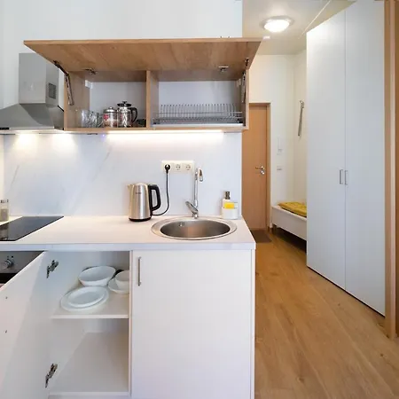 Leonardo Studio In City Center Ryga