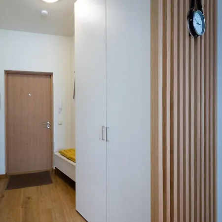 Leonardo Studio In City Center Apartman